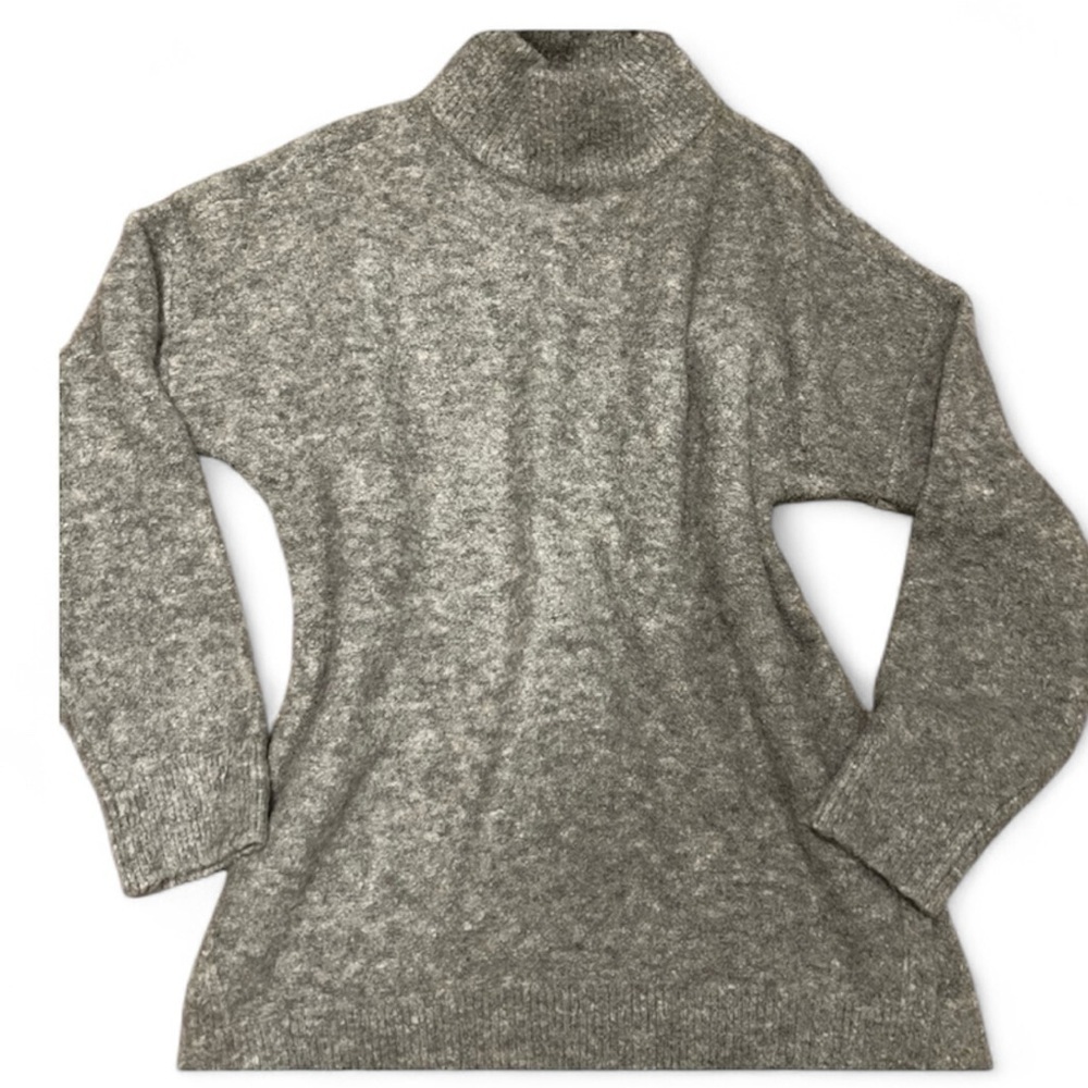 Abercrombie & Fitch Heather Gray Turtleneck Sweater